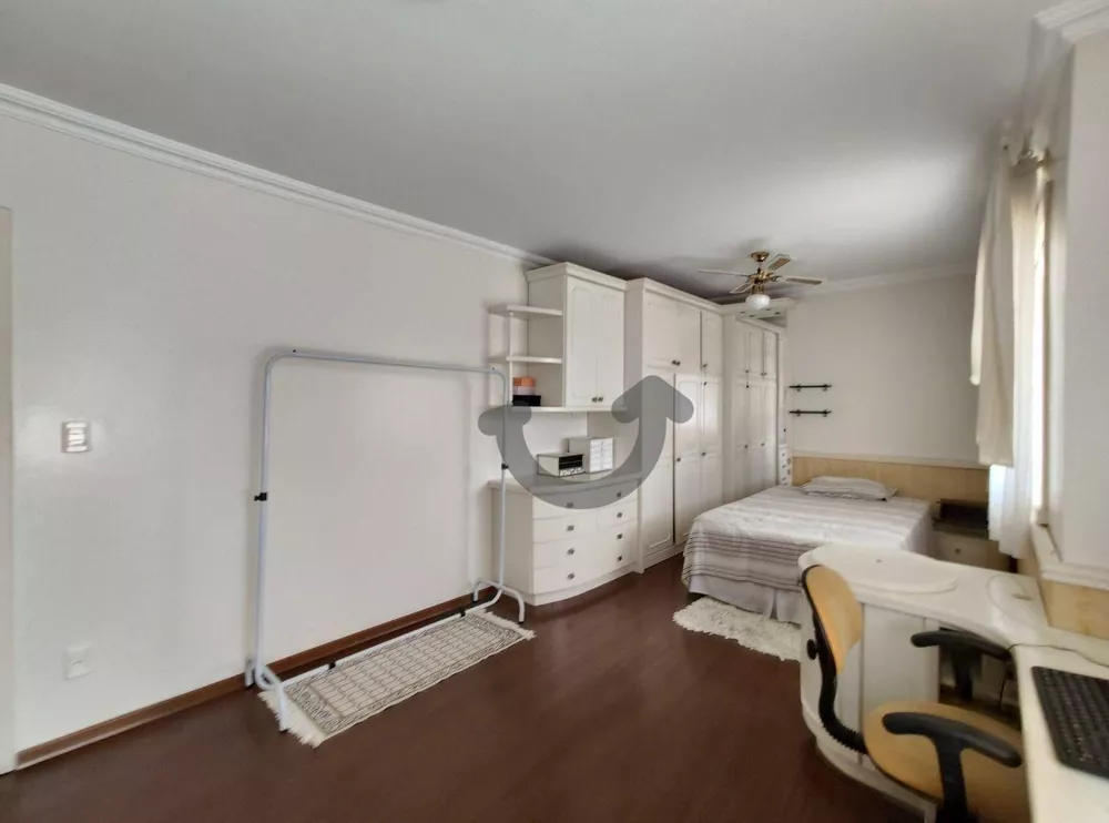 Casa, 3 quartos, 316 m² - Foto 10