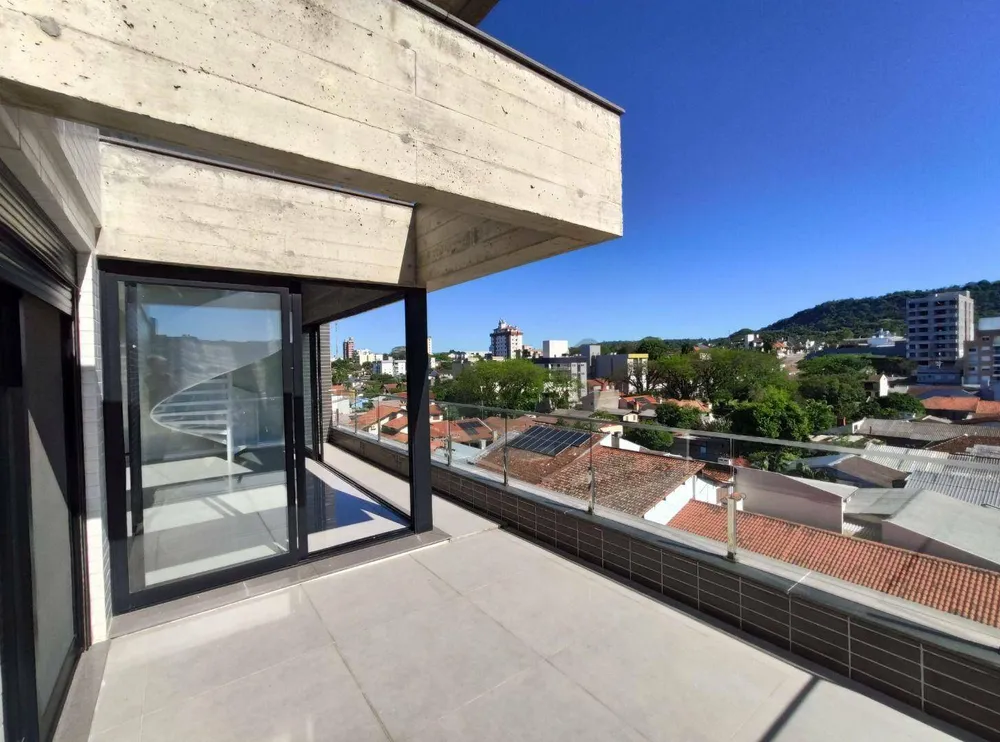 Apartamento, 3 quartos, 245 m² - Foto 1