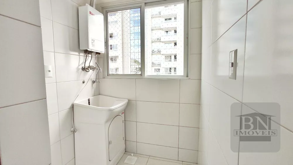 Apartamento para alugar com 3 quartos, 94m² - Foto 8