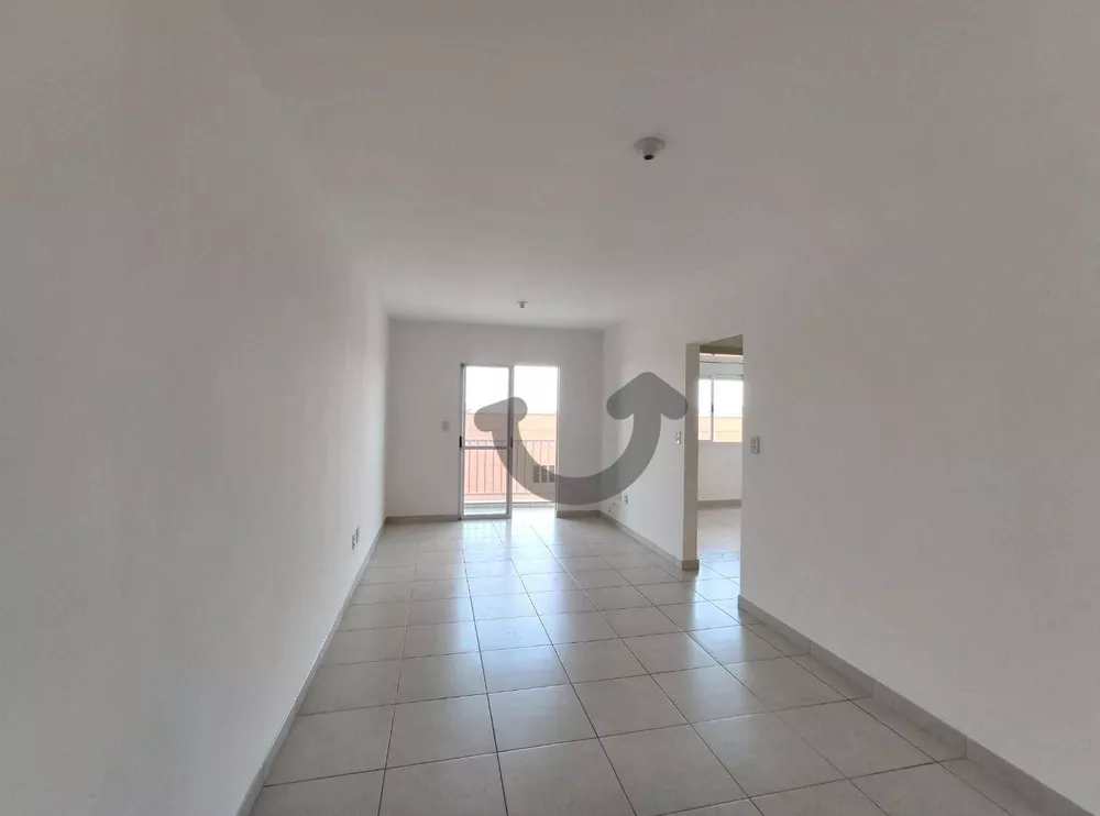 Apartamento à venda com 2 quartos, 77m² - Foto 2