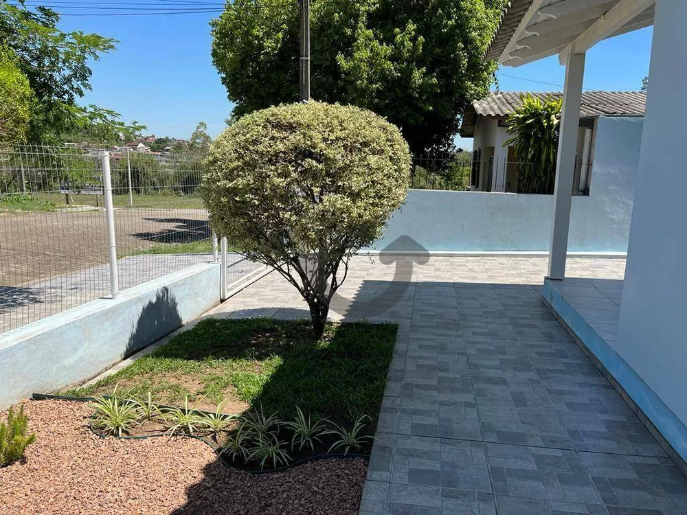 Casa à venda com 3 quartos, 100m² - Foto 5