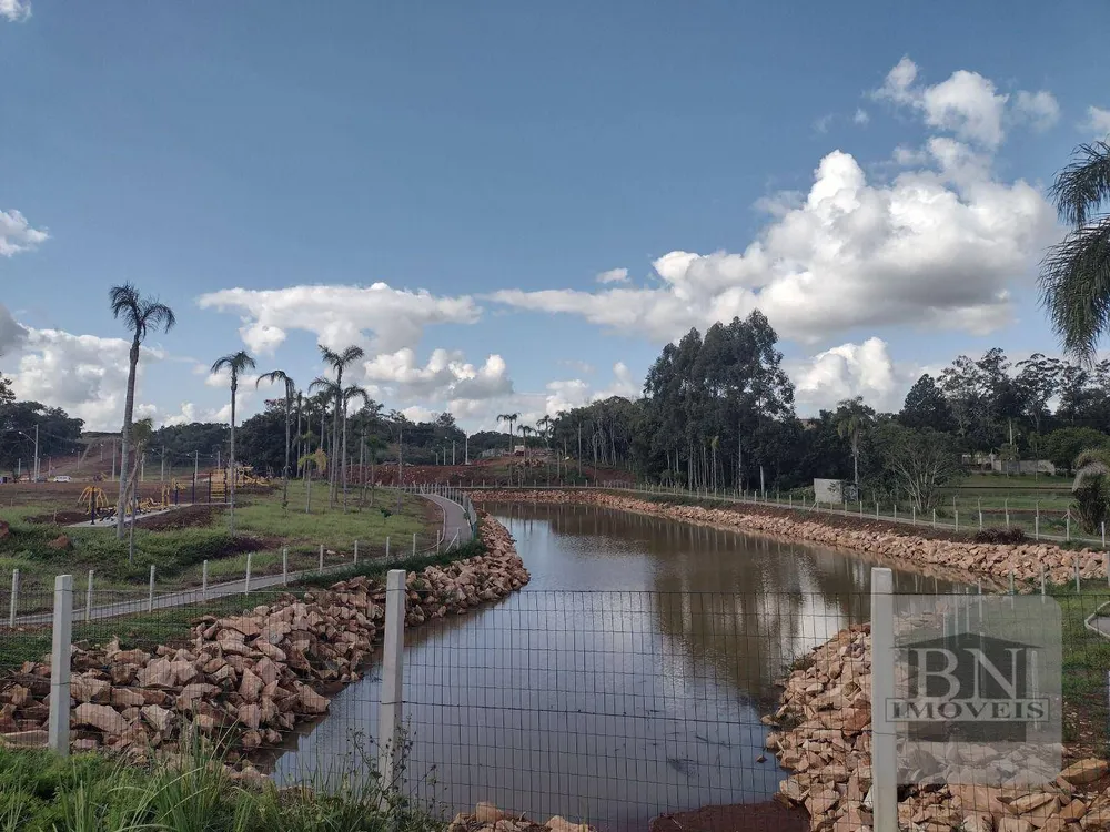 Loteamento e Condomínio, 304 m² - Foto 1