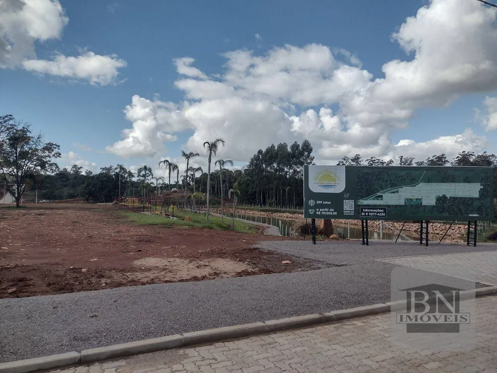 Loteamento e Condomínio, 300 m² - Foto 1