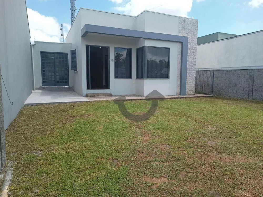 Casa à venda com 2 quartos, 95m² - Foto 1