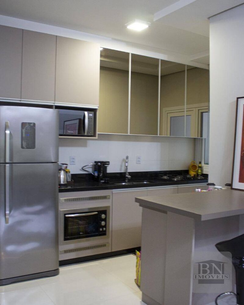 Apartamento, 3 quartos, 232 m² - Foto 2