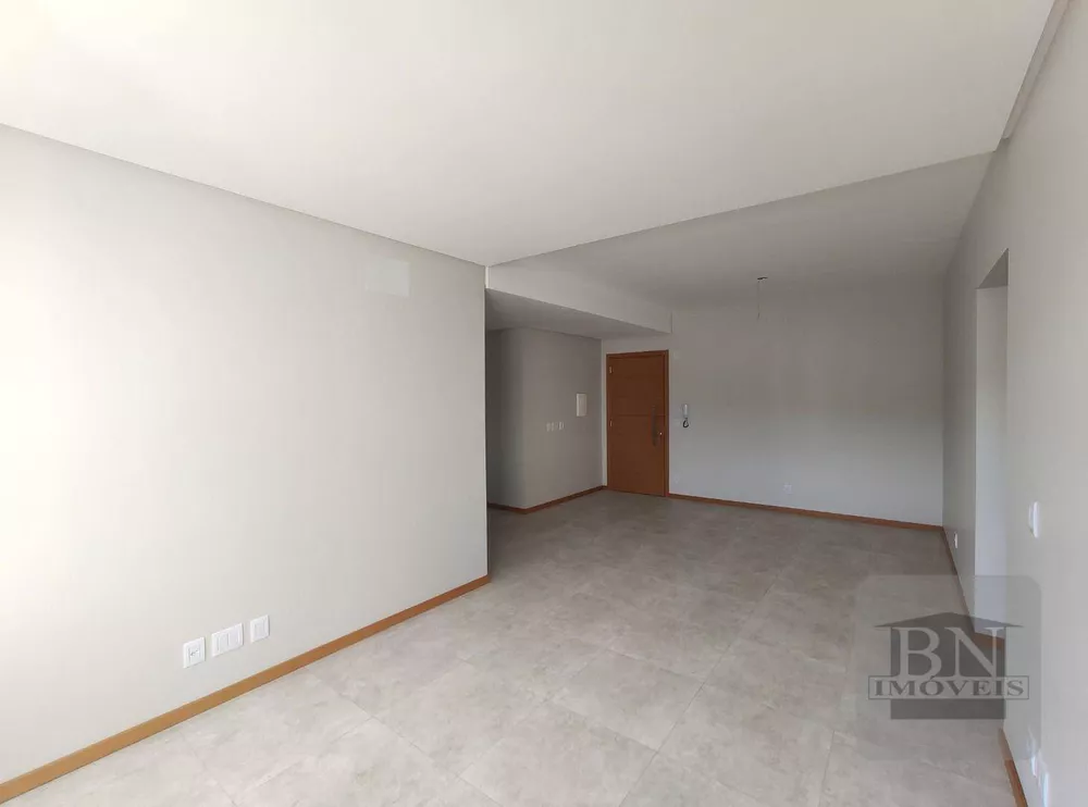 Apartamento à venda com 2 quartos, 94m² - Foto 4