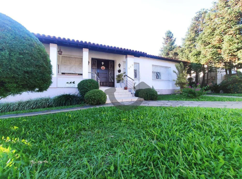 Casa, 4 quartos, 292 m² - Foto 1