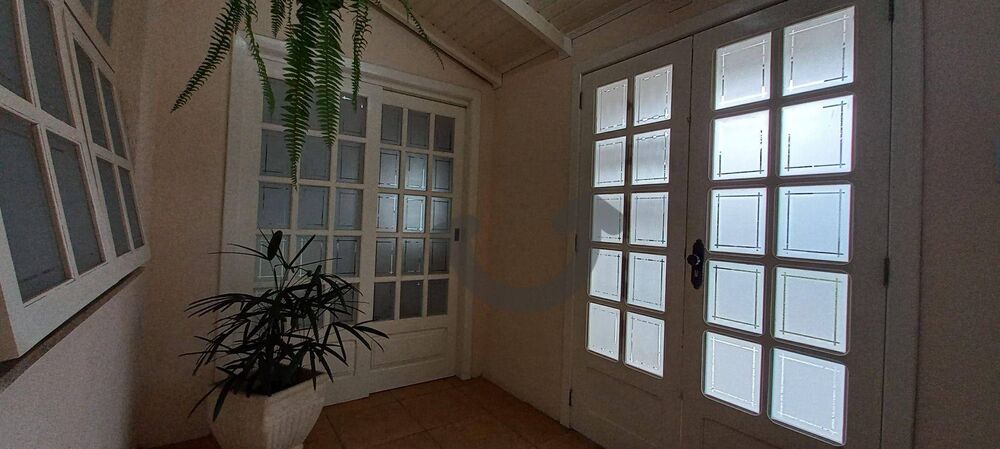Casa à venda com 5 quartos, 201m² - Foto 13