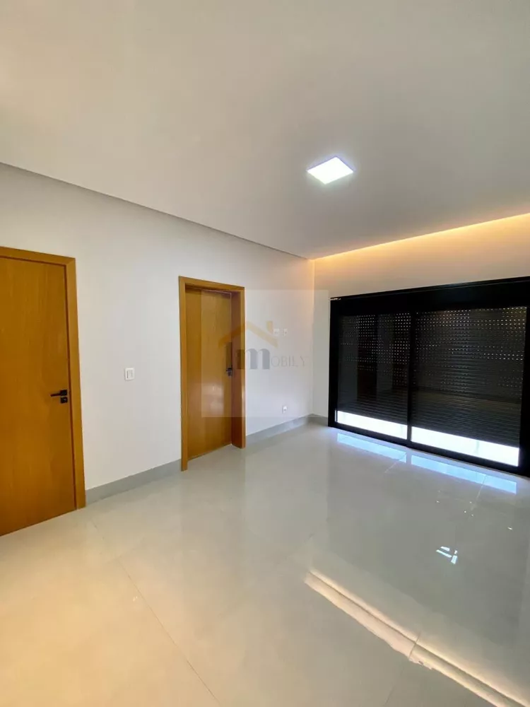 Casa à venda com 4 quartos, 238m² - Foto 17