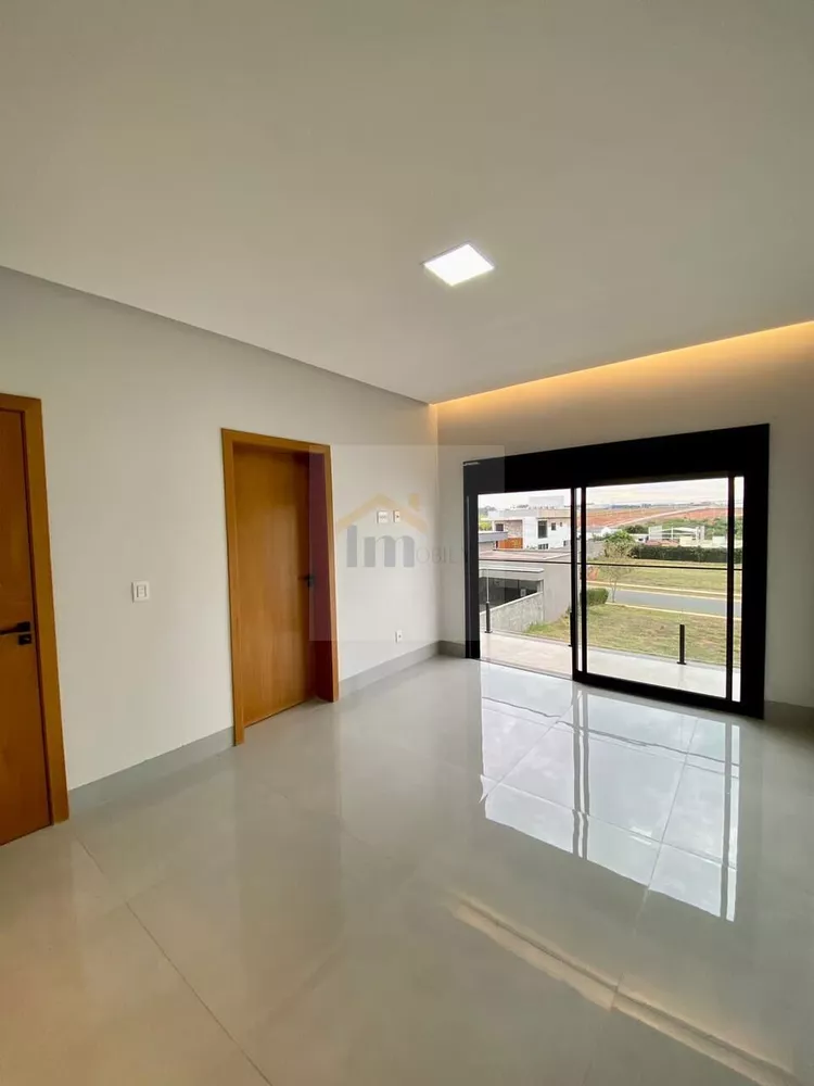 Casa à venda com 4 quartos, 238m² - Foto 11