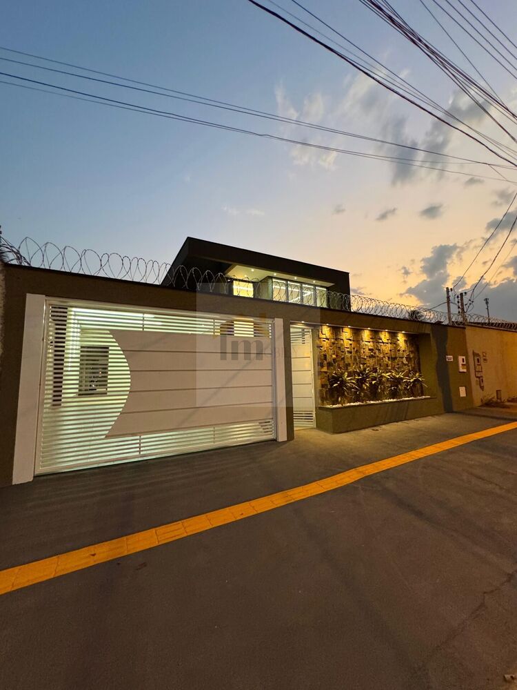 Casa, 3 quartos, 215 m² - Foto 8