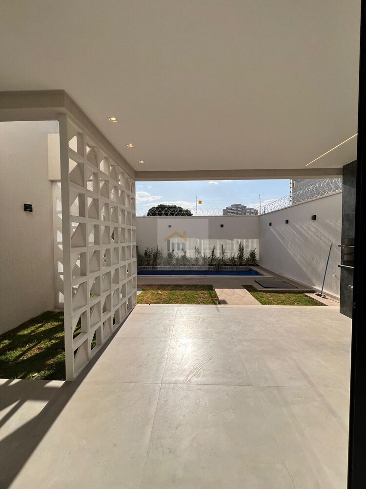 Casa à venda com 3 quartos, 209m² - Foto 10