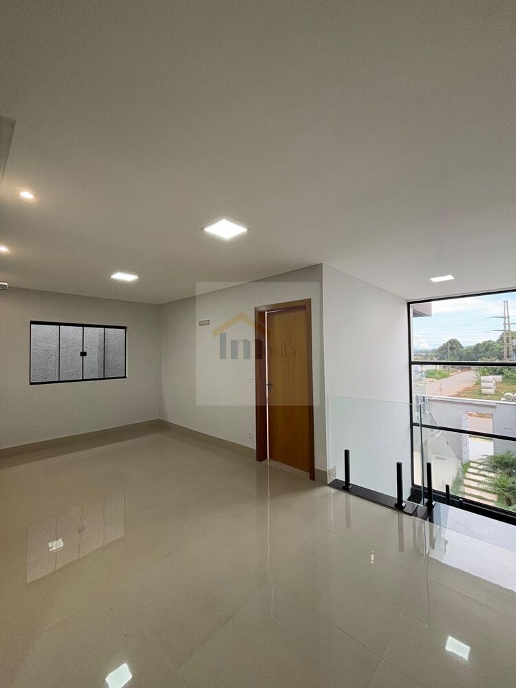 Casa à venda com 4 quartos, 215m² - Foto 5