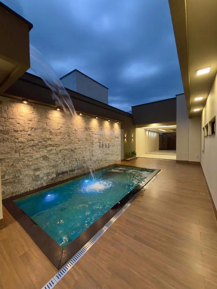 Casa, 3 quartos, 185 m² - Foto 2