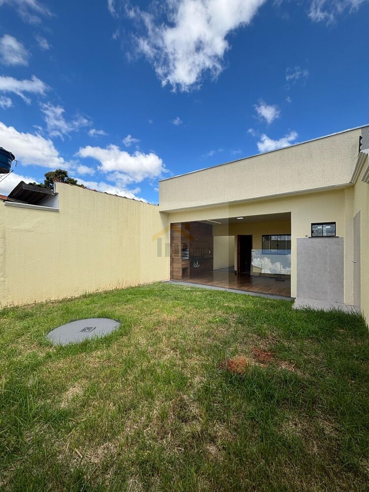 Casa à venda com 3 quartos, 148m² - Foto 3