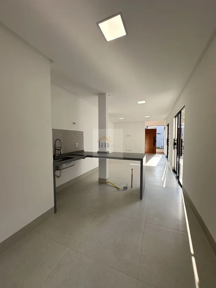 Casa, 3 quartos, 153 m² - Foto 1