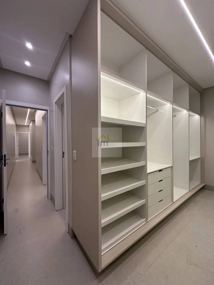 Casa, 4 quartos, 223 m² - Foto 4