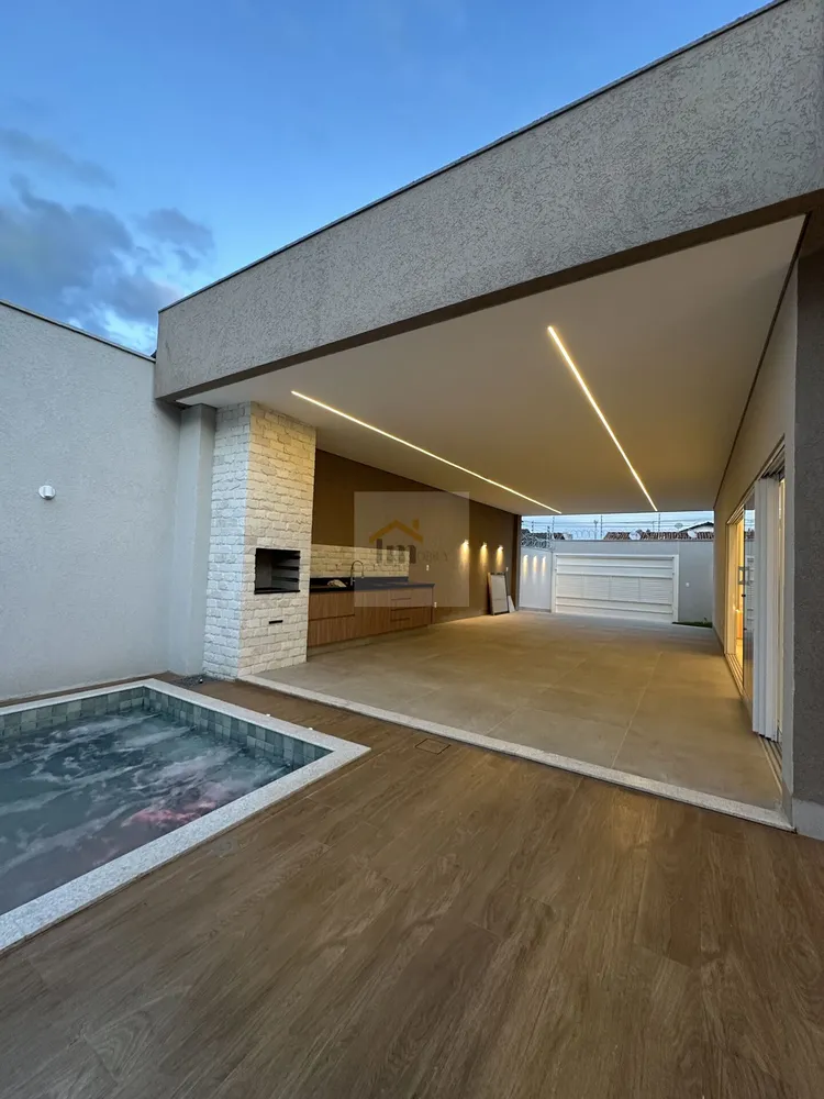 Casa, 4 quartos, 223 m² - Foto 3