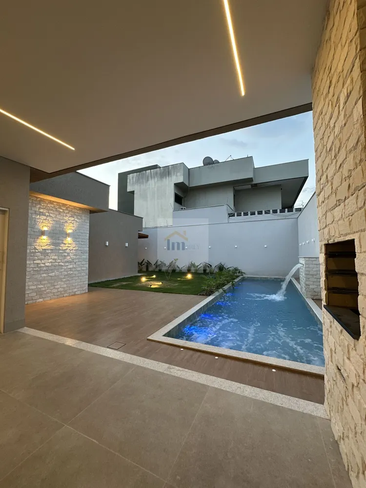 Casa, 4 quartos, 223 m² - Foto 2