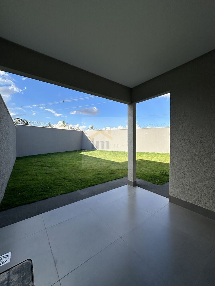 Casa à venda com 3 quartos, 103m² - Foto 2