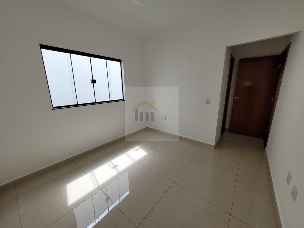 Casa à venda com 3 quartos, 115m² - Foto 4