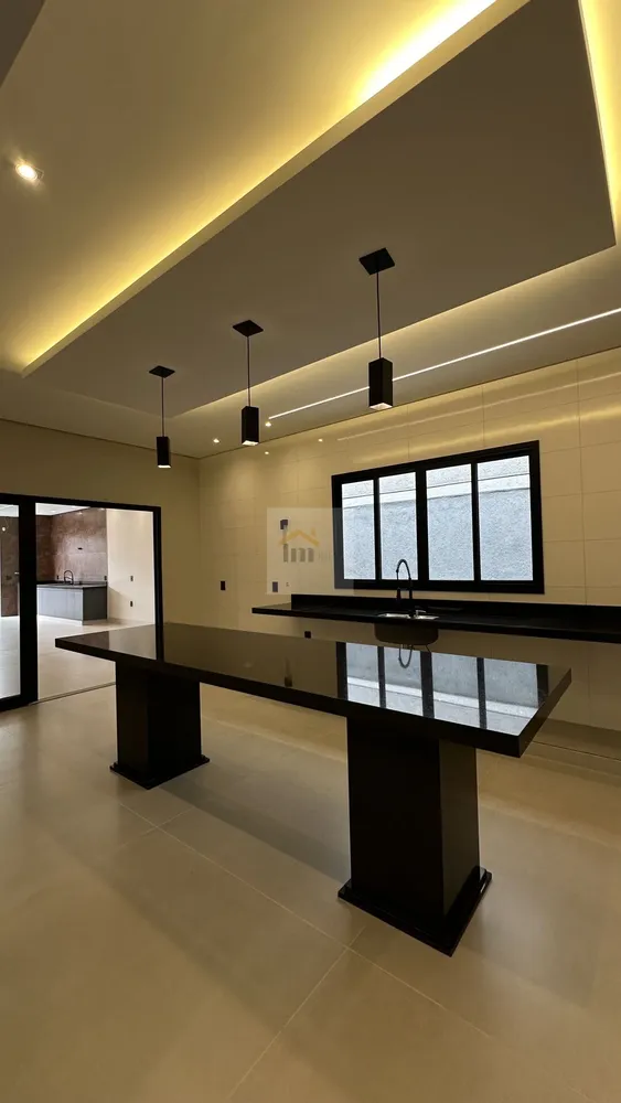 Casa, 3 quartos, 241 m² - Foto 12