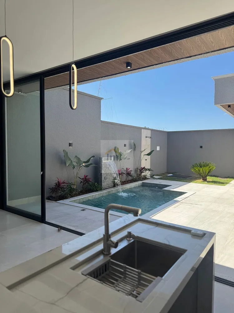 Casa, 3 quartos, 198 m² - Foto 2