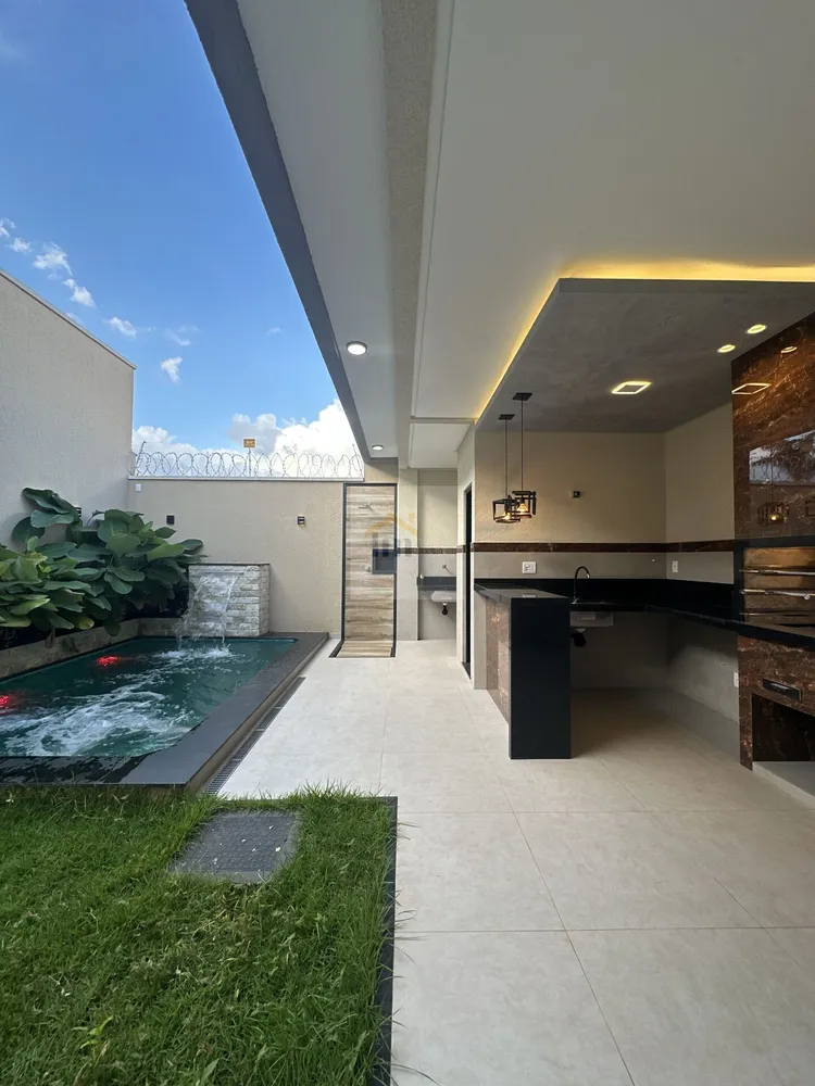 Casa, 3 quartos, 135 m² - Foto 1