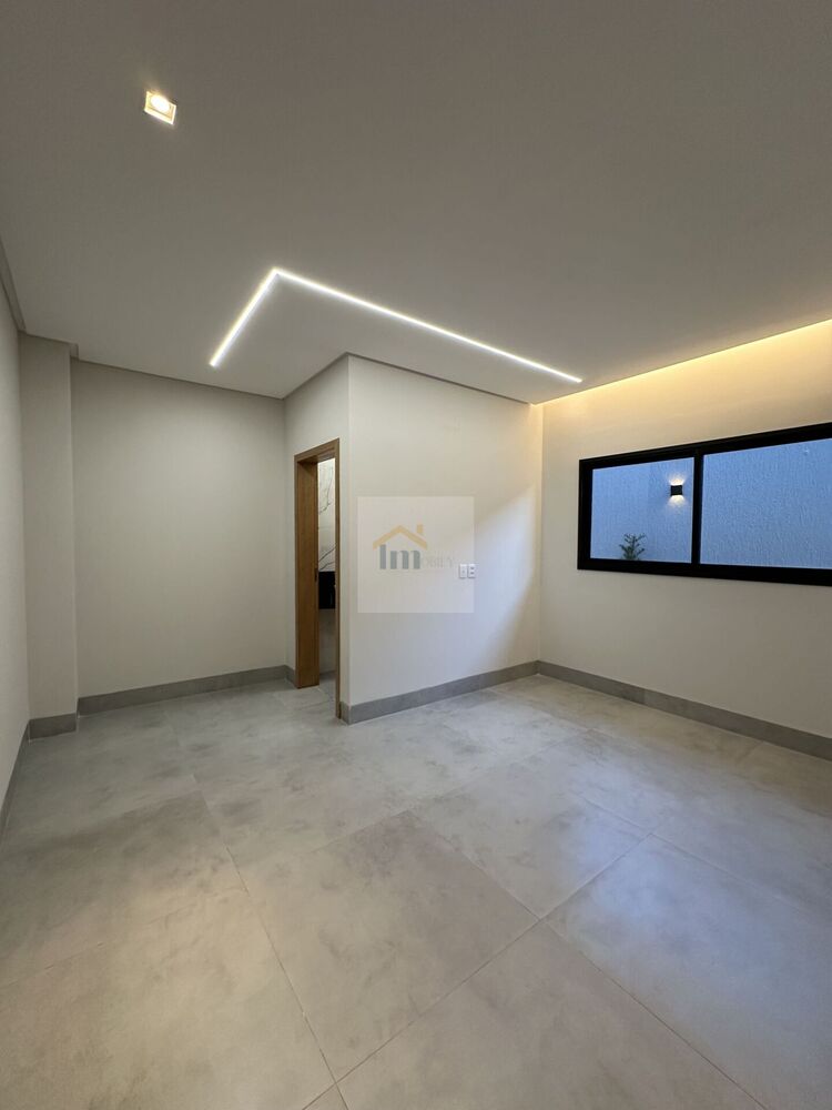 Casa à venda com 4 quartos, 219m² - Foto 10
