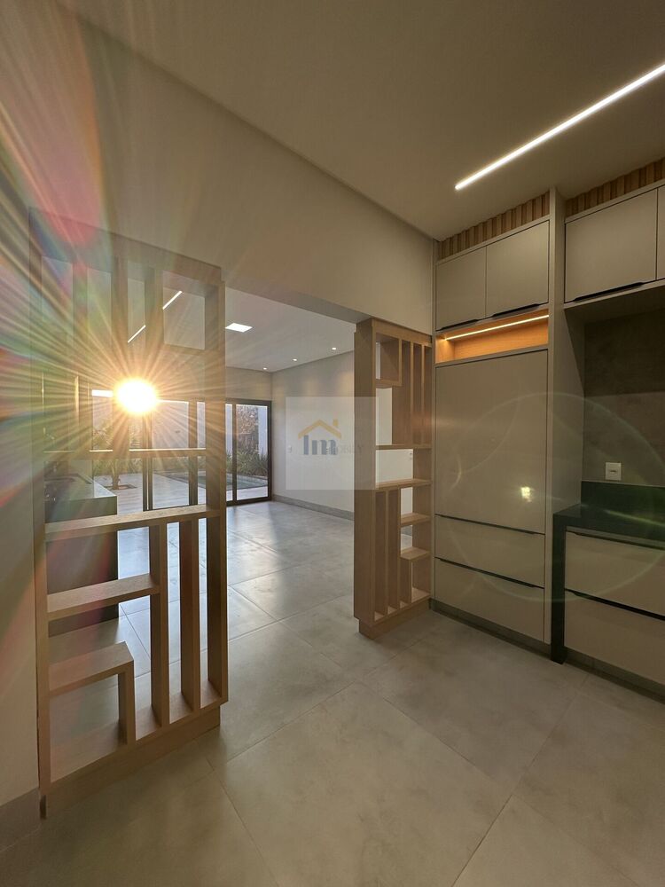 Casa à venda com 4 quartos, 219m² - Foto 17