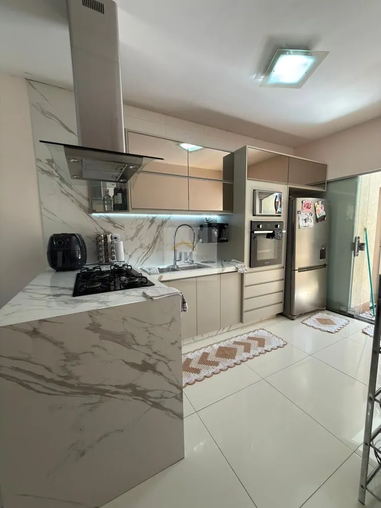 Casa, 3 quartos, 210 m² - Foto 5