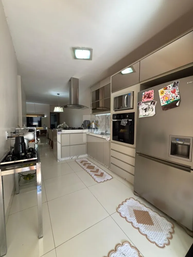 Casa, 3 quartos, 210 m² - Foto 8