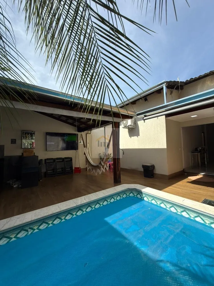 Casa, 3 quartos, 210 m² - Foto 3