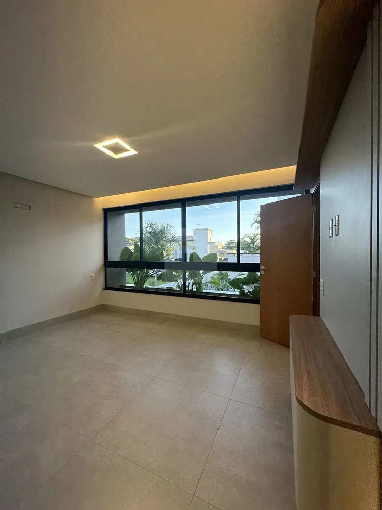 Casa, 5 quartos, 290 m² - Foto 3