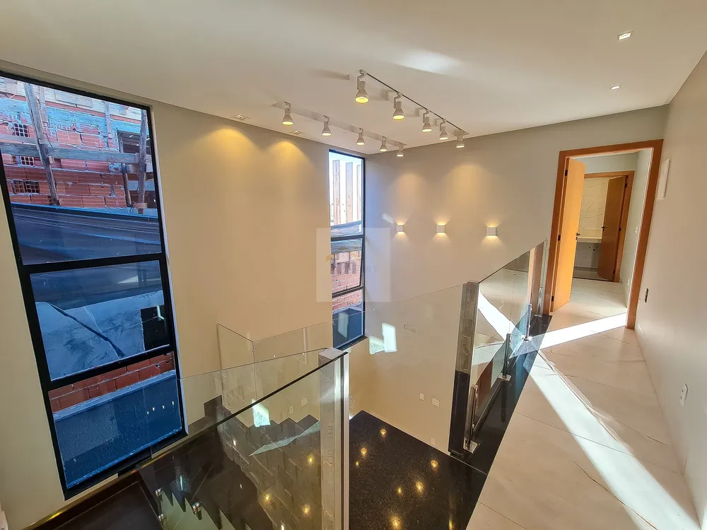 Casa, 3 quartos, 228 m² - Foto 4