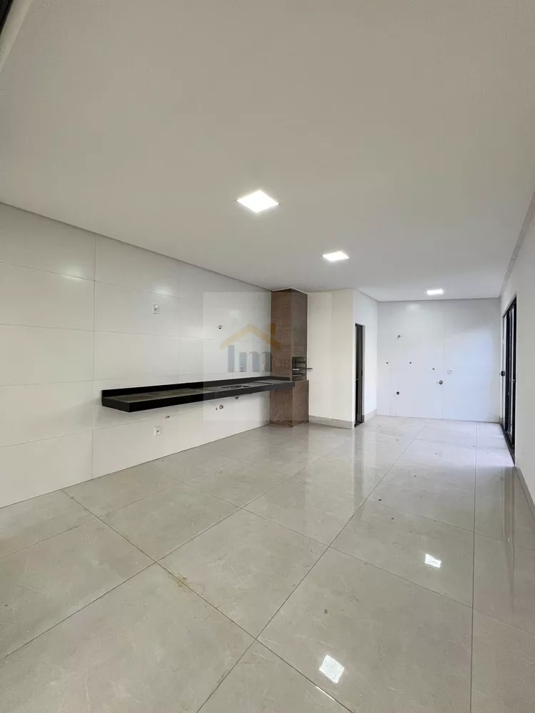 Casa à venda com 3 quartos, 151m² - Foto 5