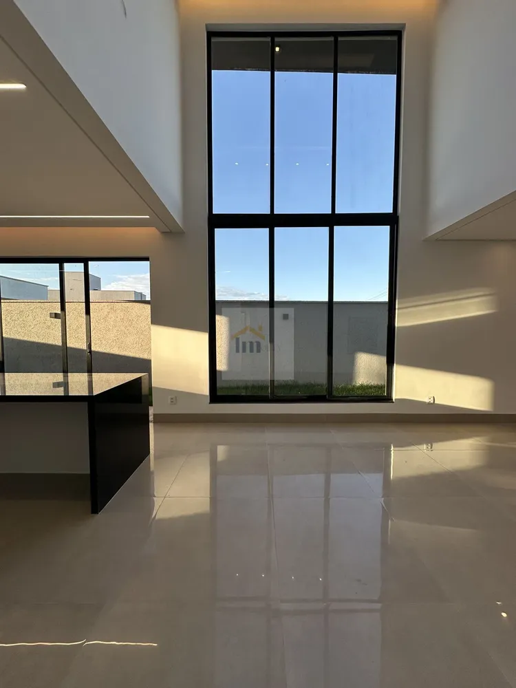 Casa, 4 quartos, 190 m² - Foto 2