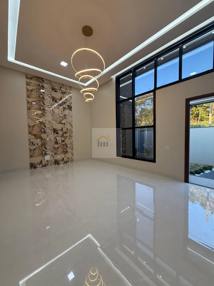 Casa, 3 quartos, 218 m² - Foto 2