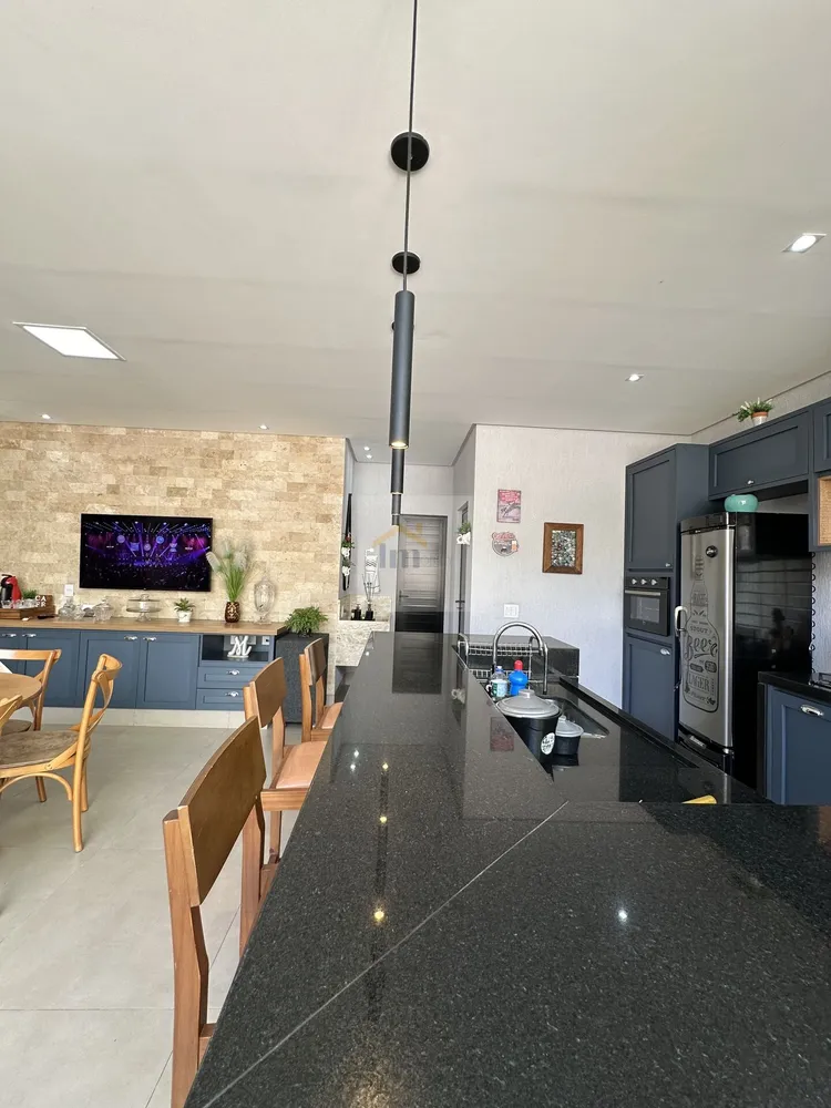 Casa, 3 quartos, 256 m² - Foto 18