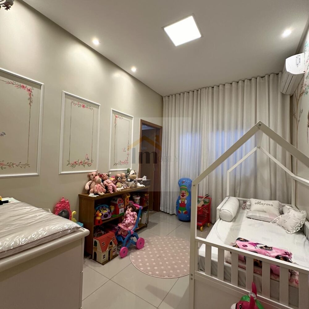 Casa, 3 quartos, 256 m² - Foto 1