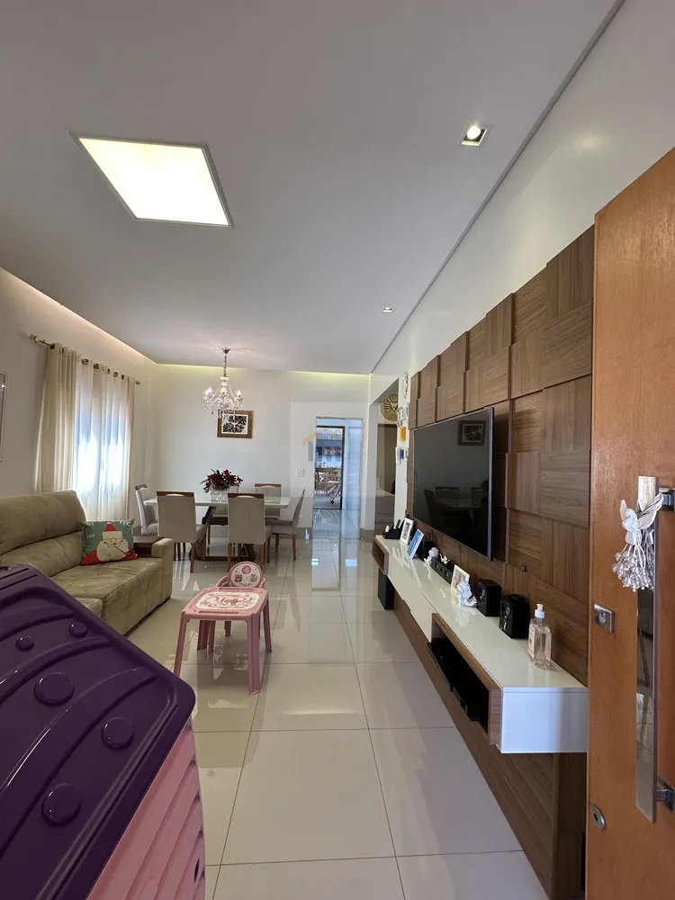 Casa, 3 quartos, 256 m² - Foto 13