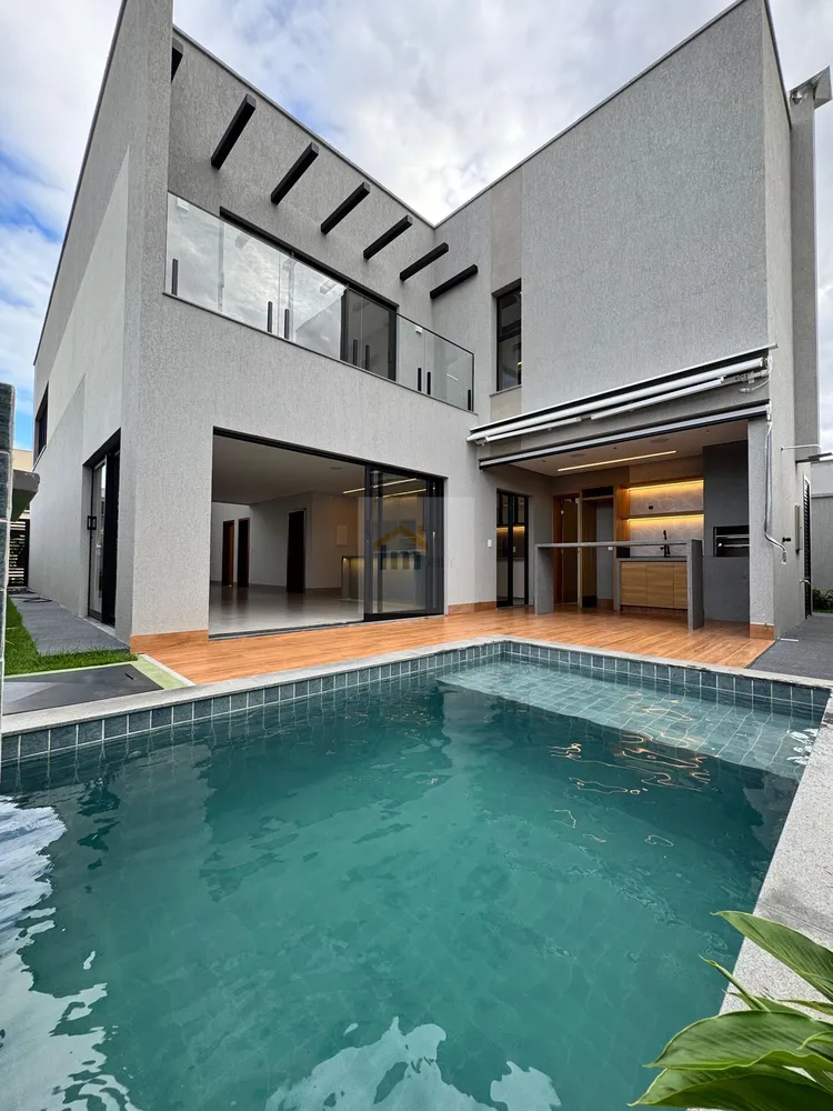 Casa, 3 quartos, 259 m² - Foto 2