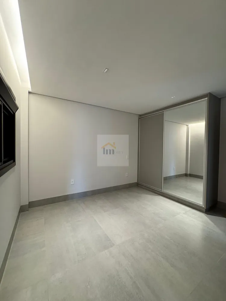 Casa, 3 quartos, 259 m² - Foto 8