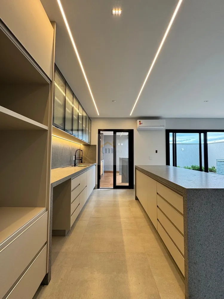 Casa, 3 quartos, 259 m² - Foto 6