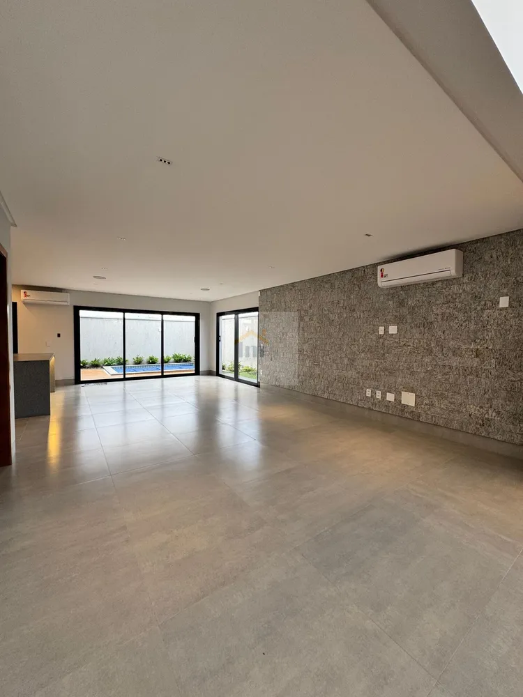 Casa, 3 quartos, 259 m² - Foto 4
