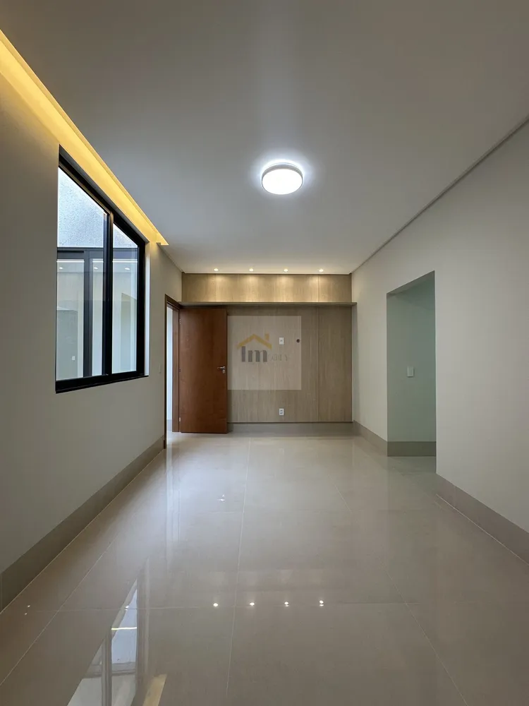 Casa, 3 quartos, 232 m² - Foto 4