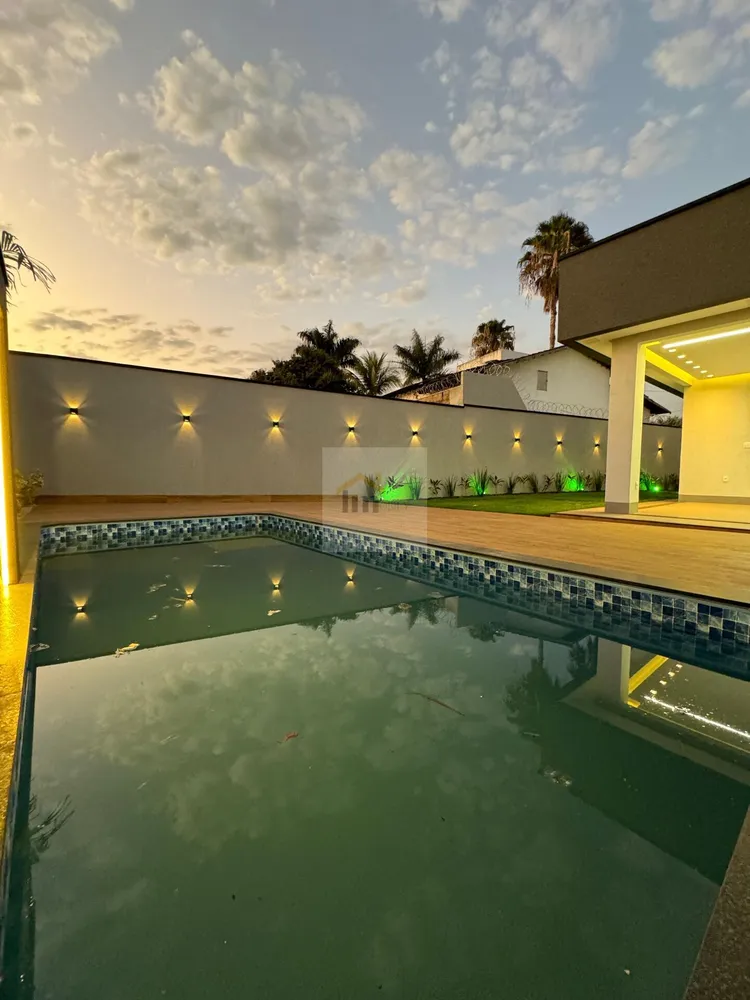 Casa, 3 quartos, 200 m² - Foto 1