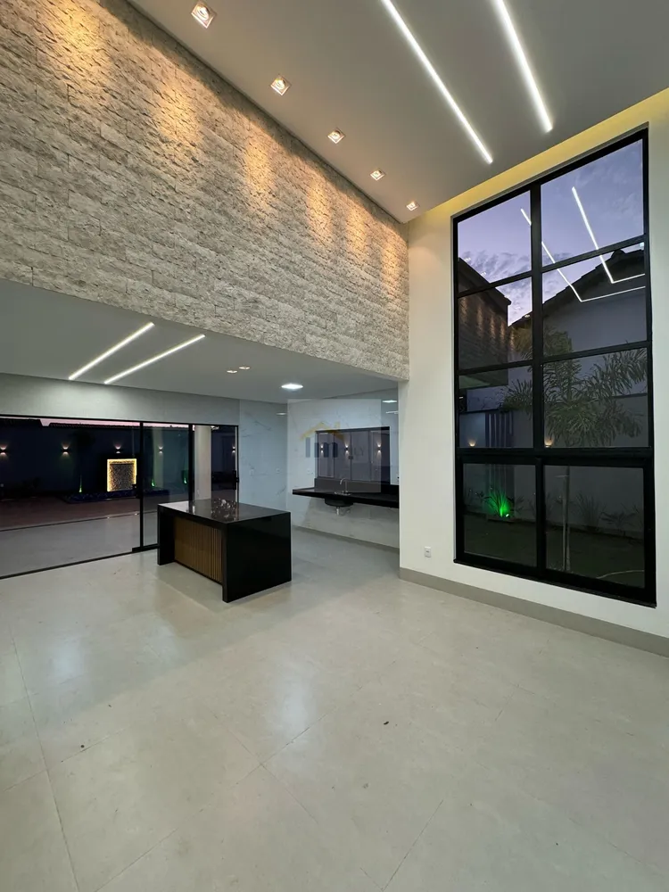 Casa, 3 quartos, 200 m² - Foto 2