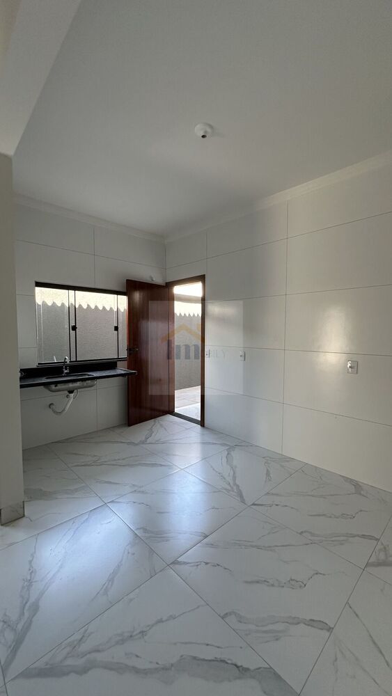 Casa à venda com 3 quartos, 98m² - Foto 6