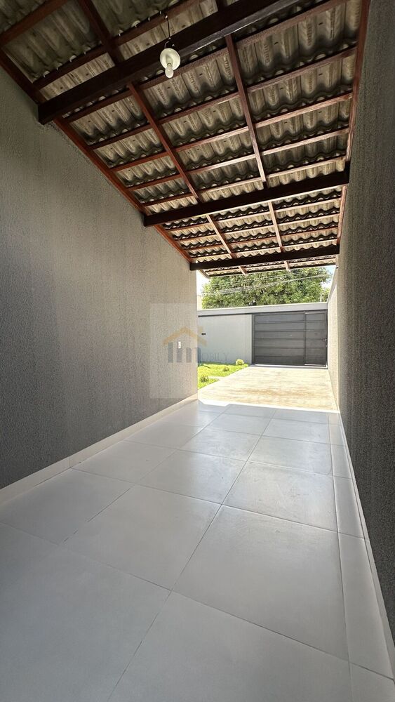 Casa à venda com 3 quartos, 98m² - Foto 3